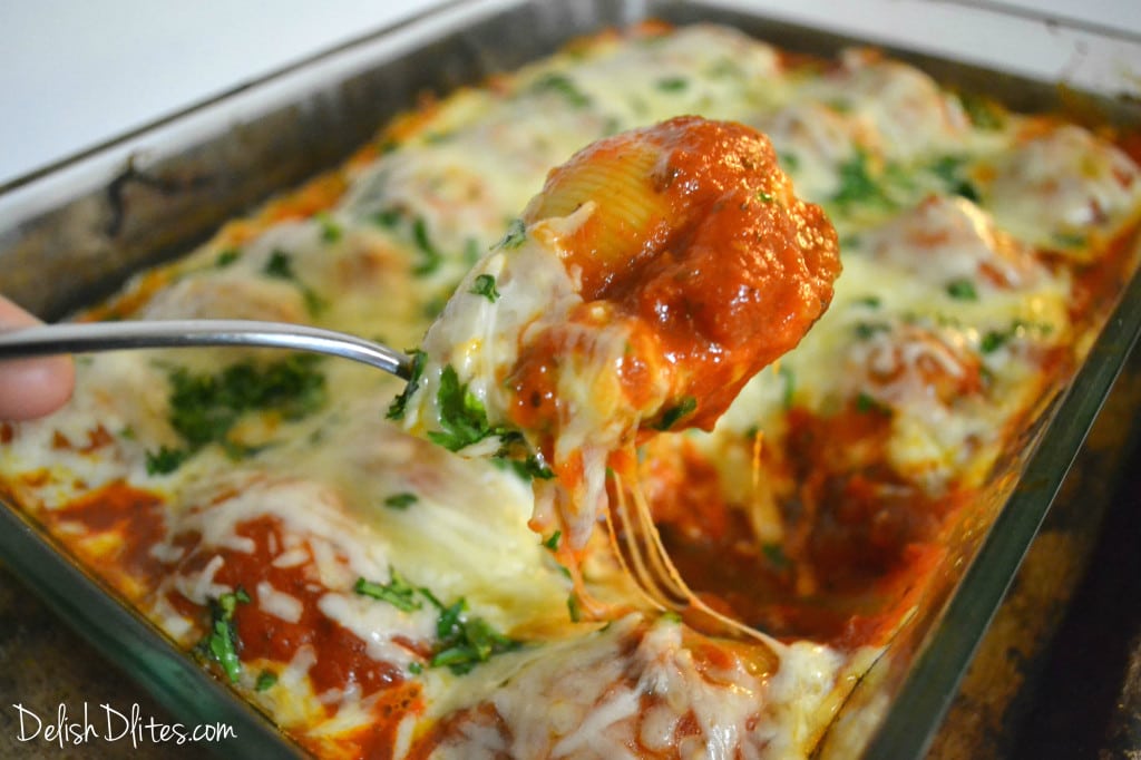 Chicken, Ricotta and Spinach Stuffed Shells | Delish D'Lites