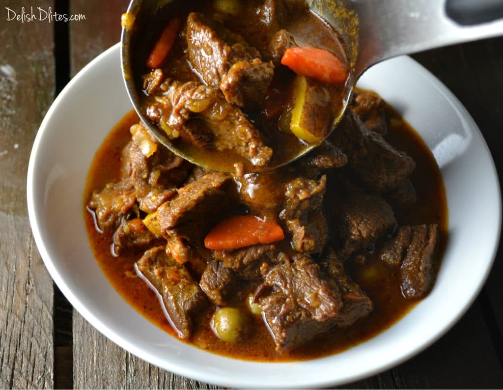 Carne Guisada (Puerto Rican Beef Stew) | Delish D'Lites