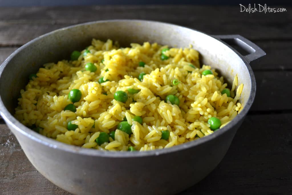 Arroz Amarillo (espanjalainen keltainen riisi) | Delish D 'Lites