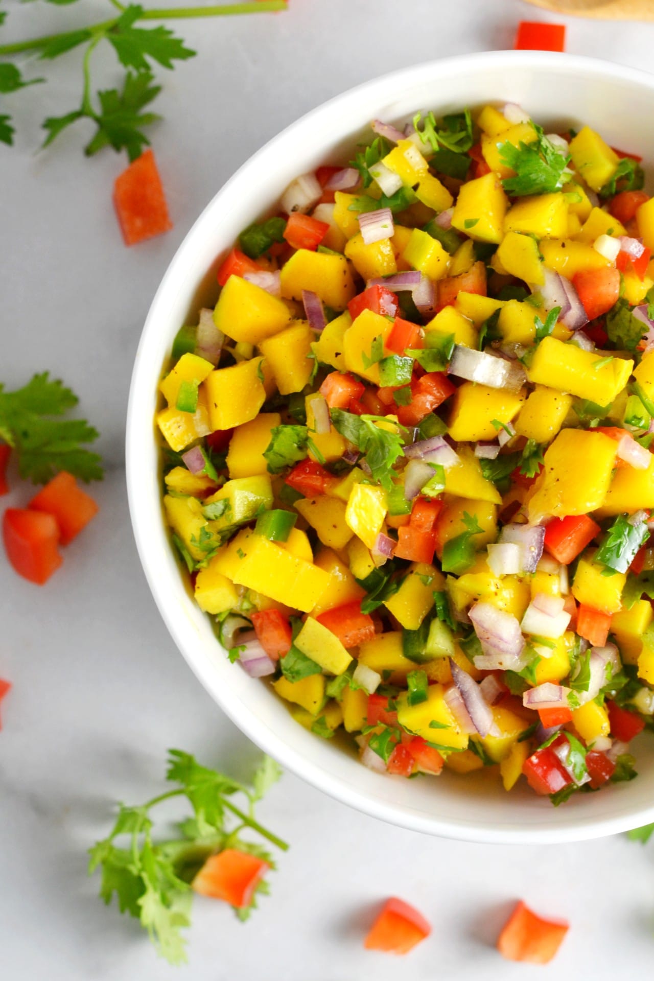 Quick and Easy Fresh Mango Salsa - Delish D'Lites