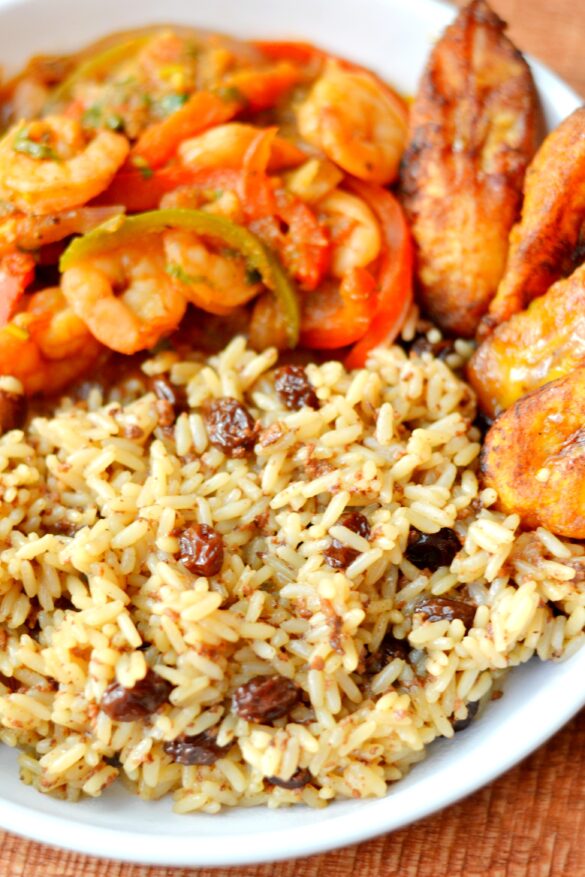 Colombian Arroz Con Coco (Coconut Rice) - Delish D'Lites